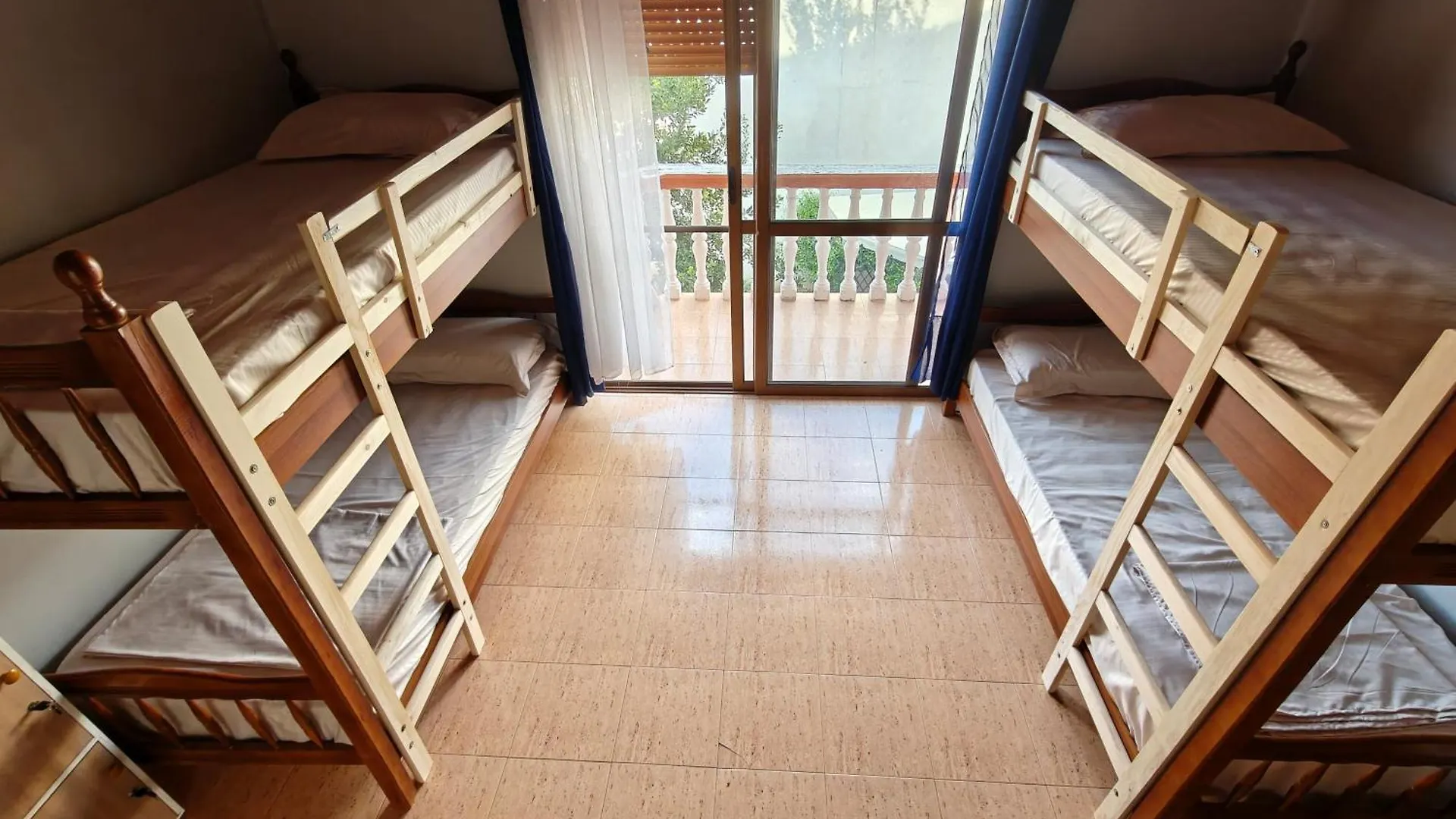Bliss Inn Hostel & Tours Shkodër Albânia