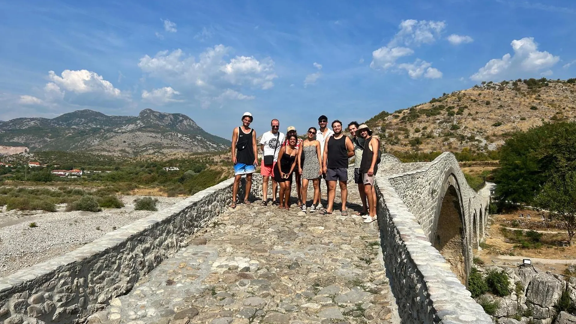 Bliss Inn Hostel & Tours Shkodër